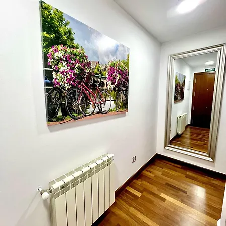 Apartment Salon Moderno Con Plaza De Garaje Privada Incluida Llanes